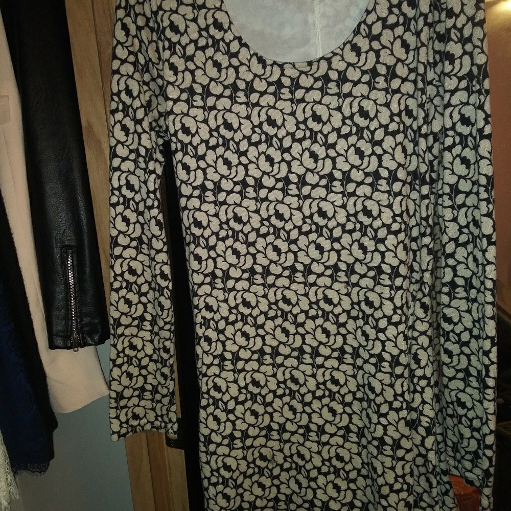 Super cute Love Riche dress